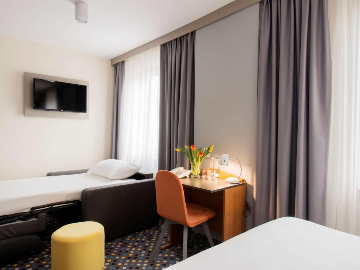 Ibis Styles Warszawa West Hotel Mory Eksteriør billede