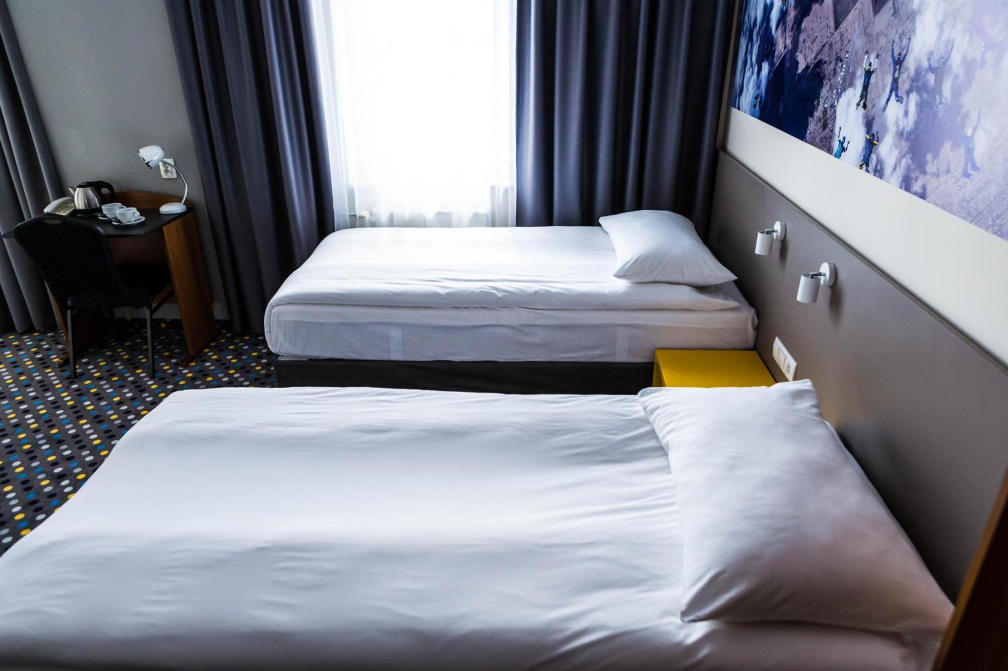 Ibis Styles Warszawa West Hotel Mory Eksteriør billede